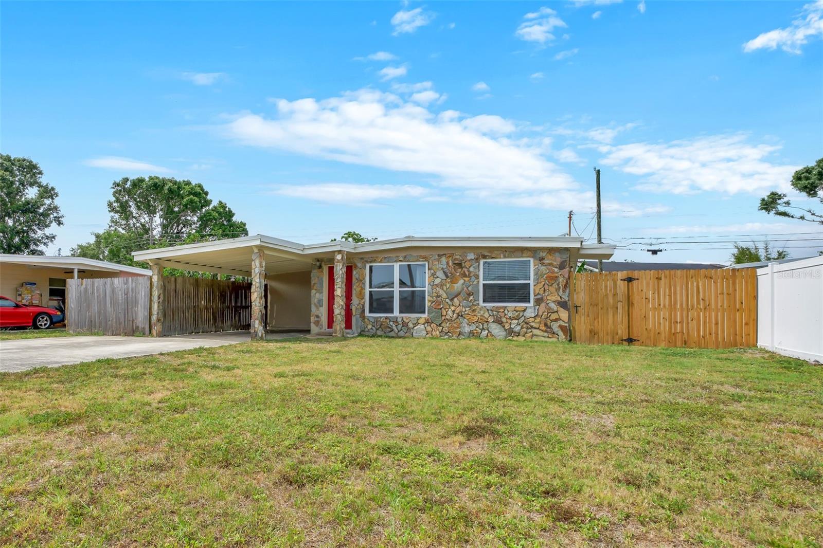 8233 PORTULACA AVE, SEMINOLE, FL, 33777