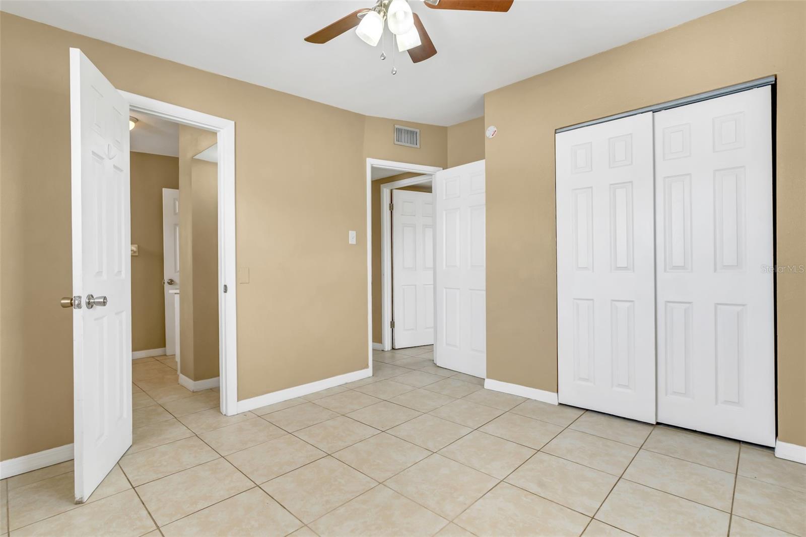 8233 PORTULACA AVE, SEMINOLE, FL, 33777