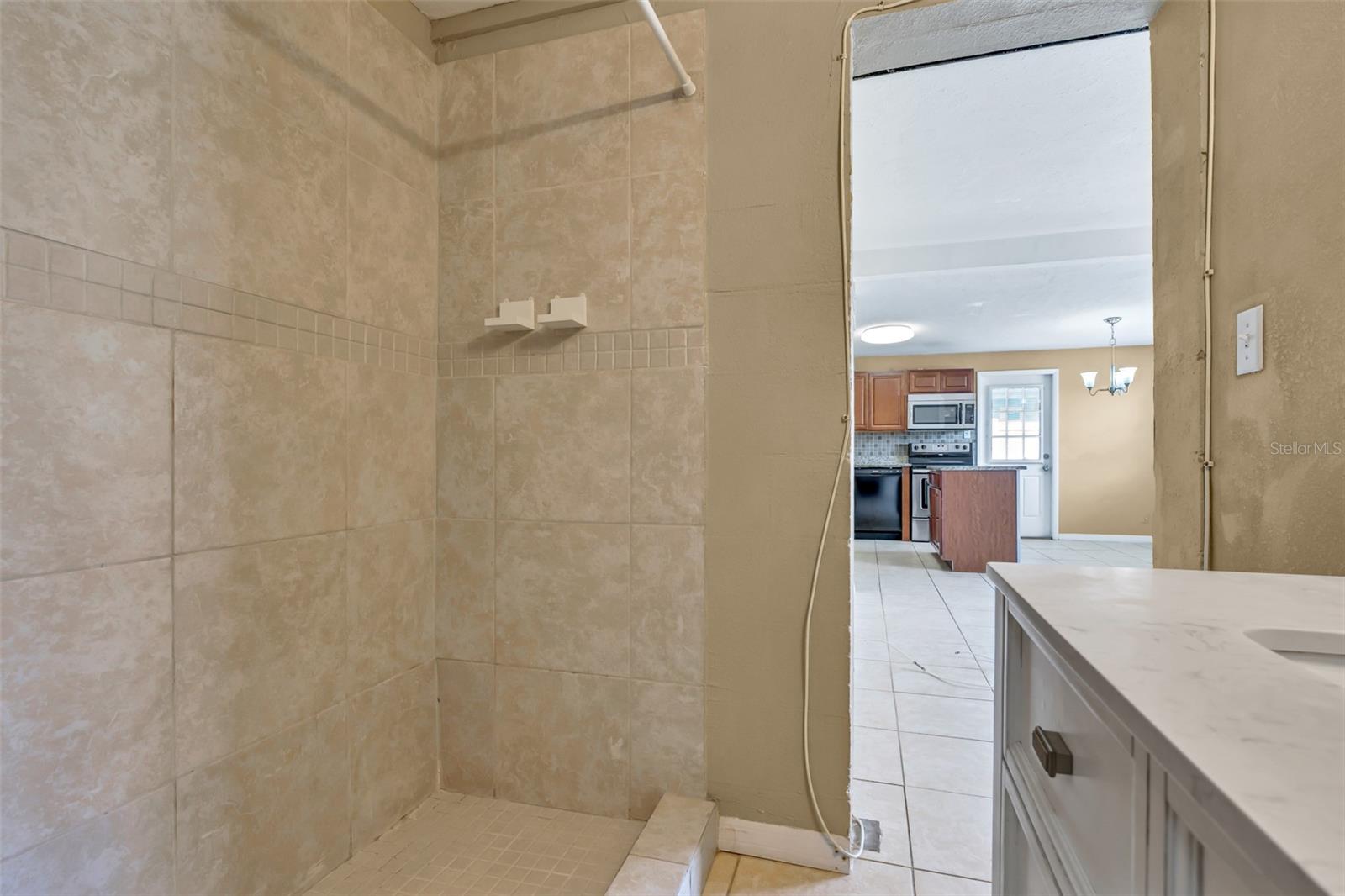 8233 PORTULACA AVE, SEMINOLE, FL, 33777