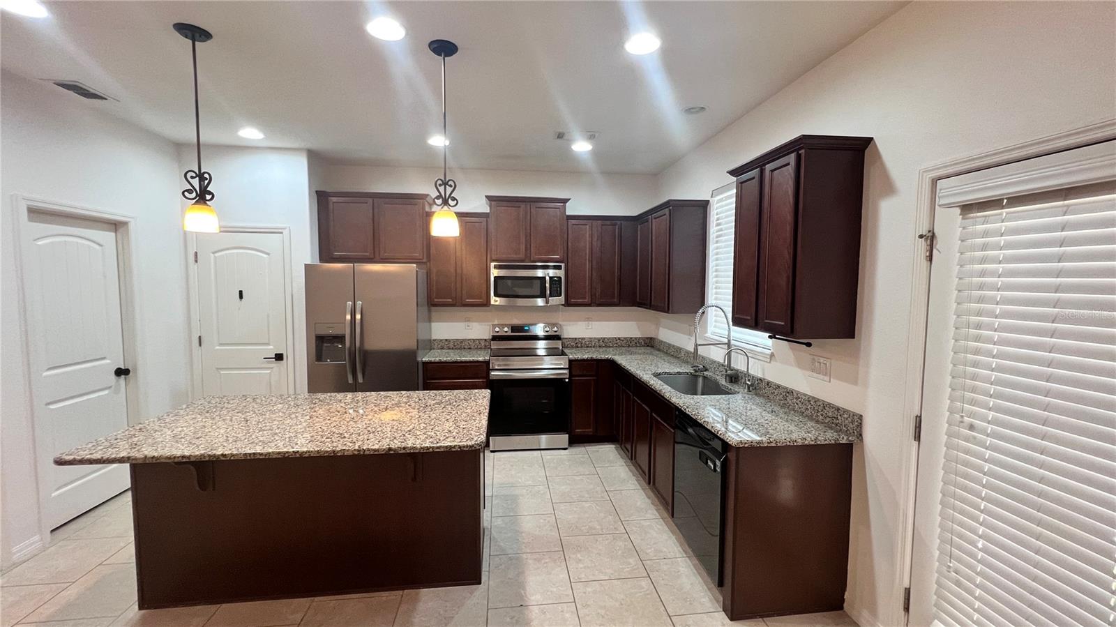 3524 SEBASTIAN BRIDGE LN, HARMONY, FL, 34773