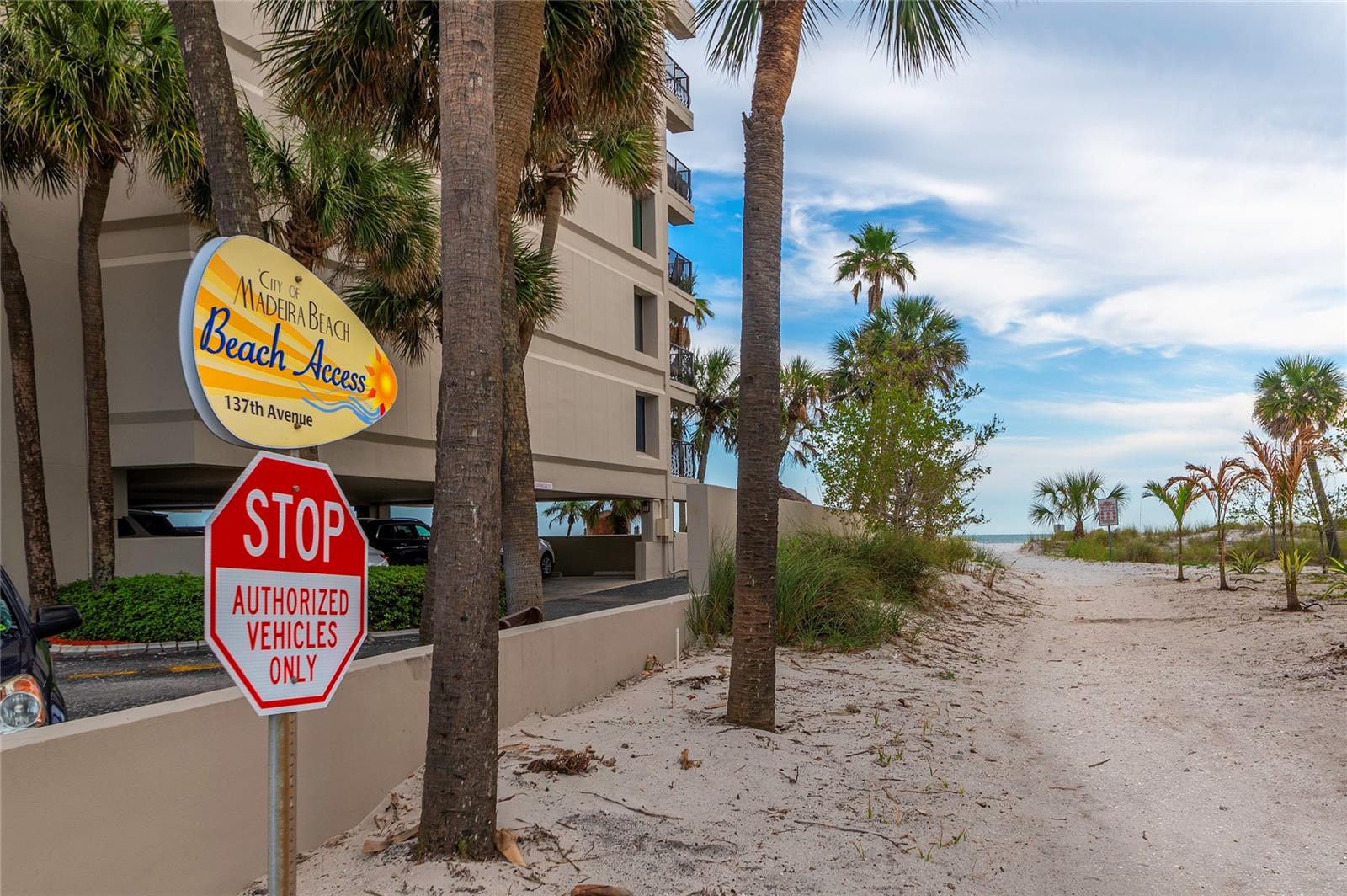 248 137TH CIR, MADEIRA BEACH, FL, 33708