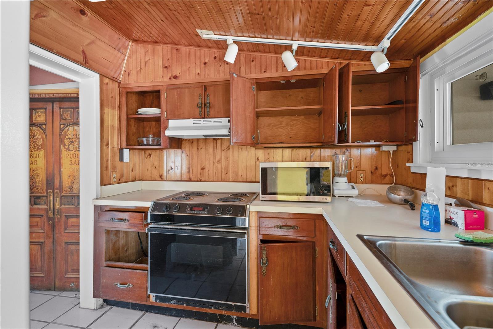 248 137TH CIR, MADEIRA BEACH, FL, 33708