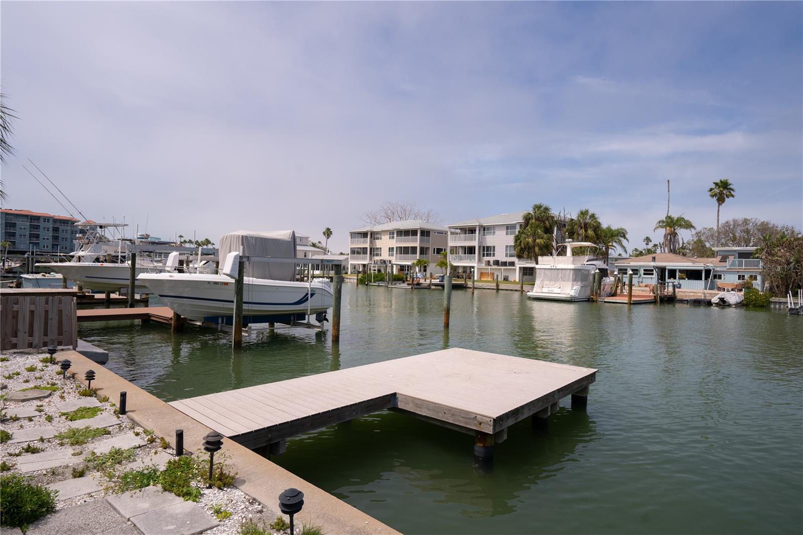 248 137TH CIR, MADEIRA BEACH, FL, 33708