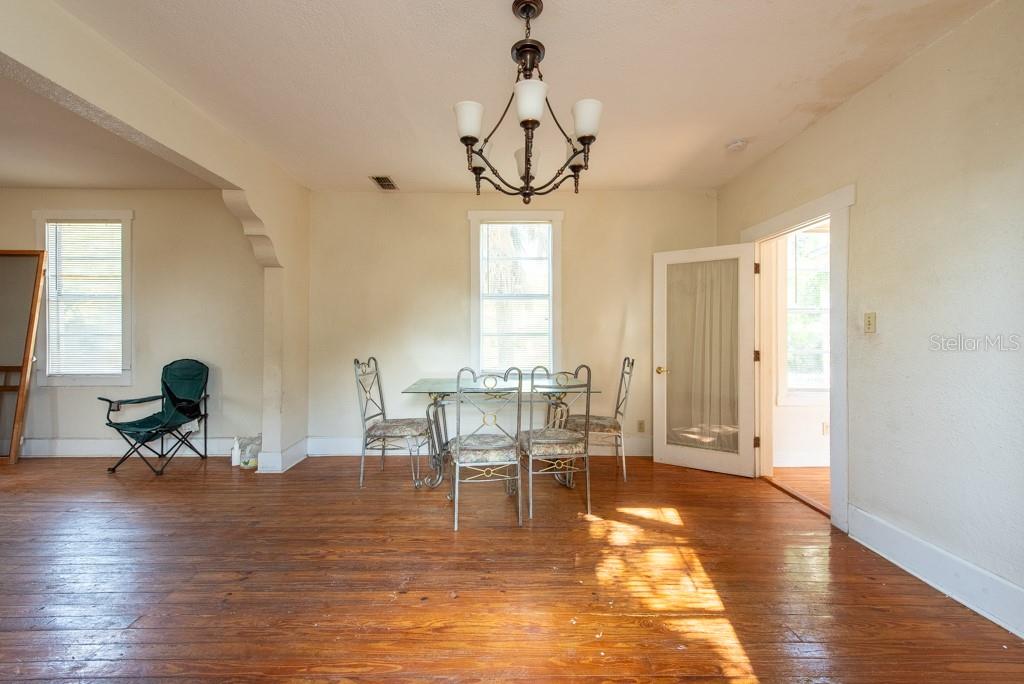 1018 E 12TH AVE, TAMPA, FL, 33605