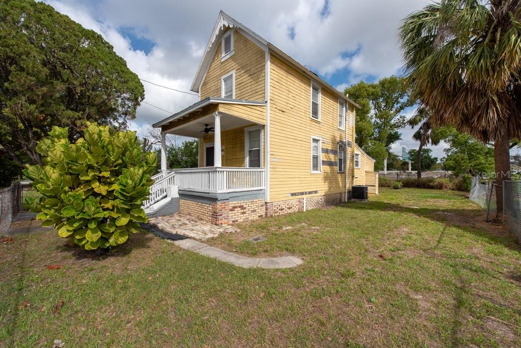 1018 E 12TH AVE, TAMPA, FL, 33605
