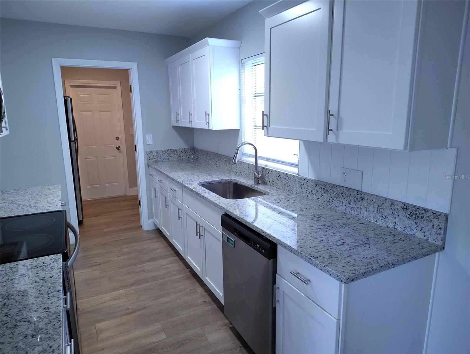 1102 TEMPLE AVE, BRADENTON, FL, 34207