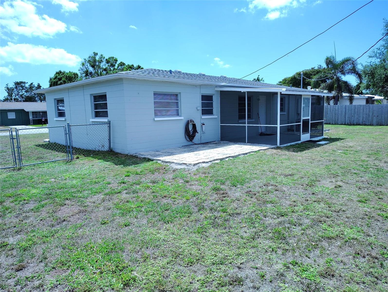 1102 TEMPLE AVE, BRADENTON, FL, 34207