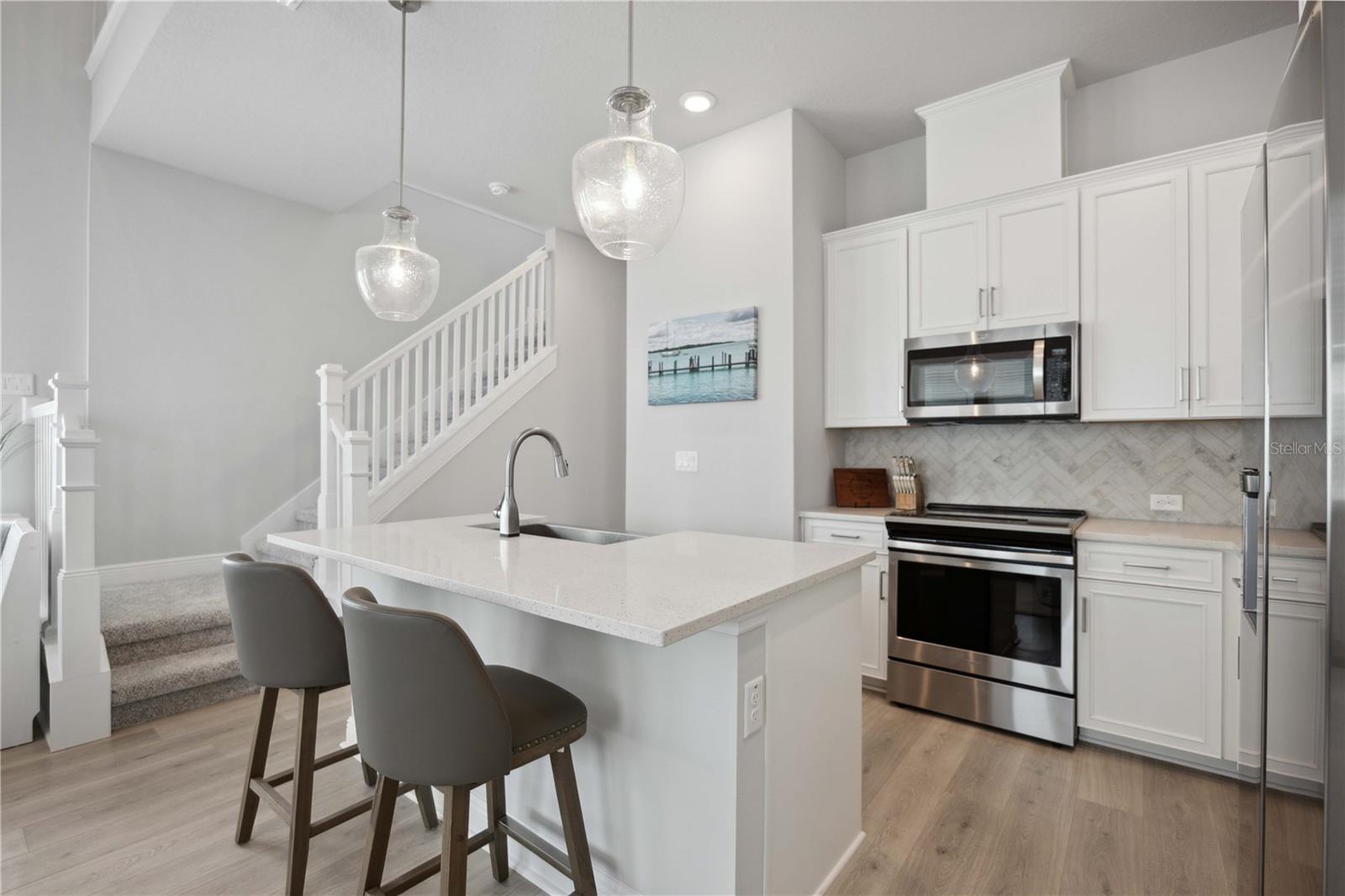2344 LINDSTROM ST, SARASOTA, FL, 34237