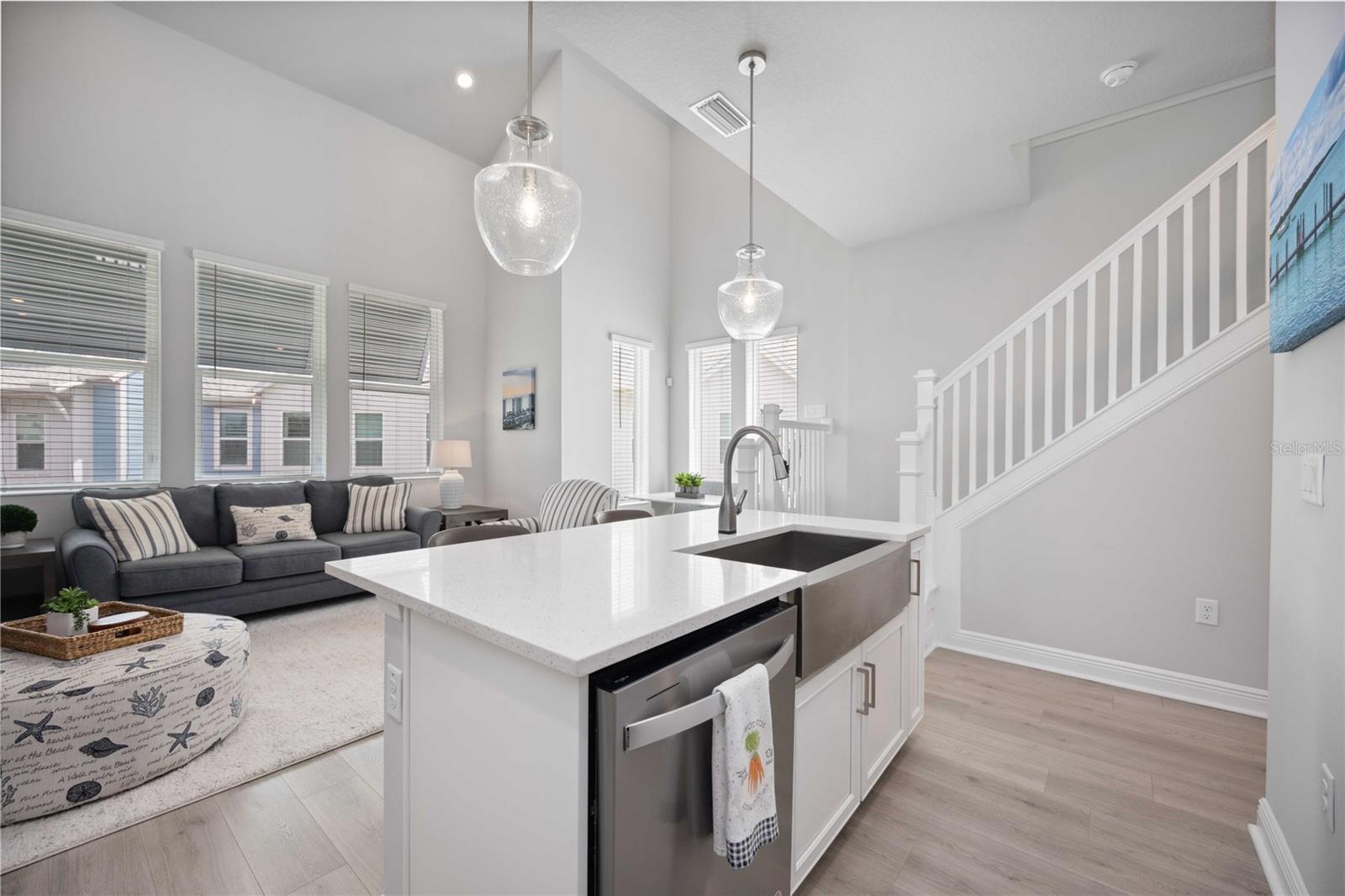 2344 LINDSTROM ST, SARASOTA, FL, 34237