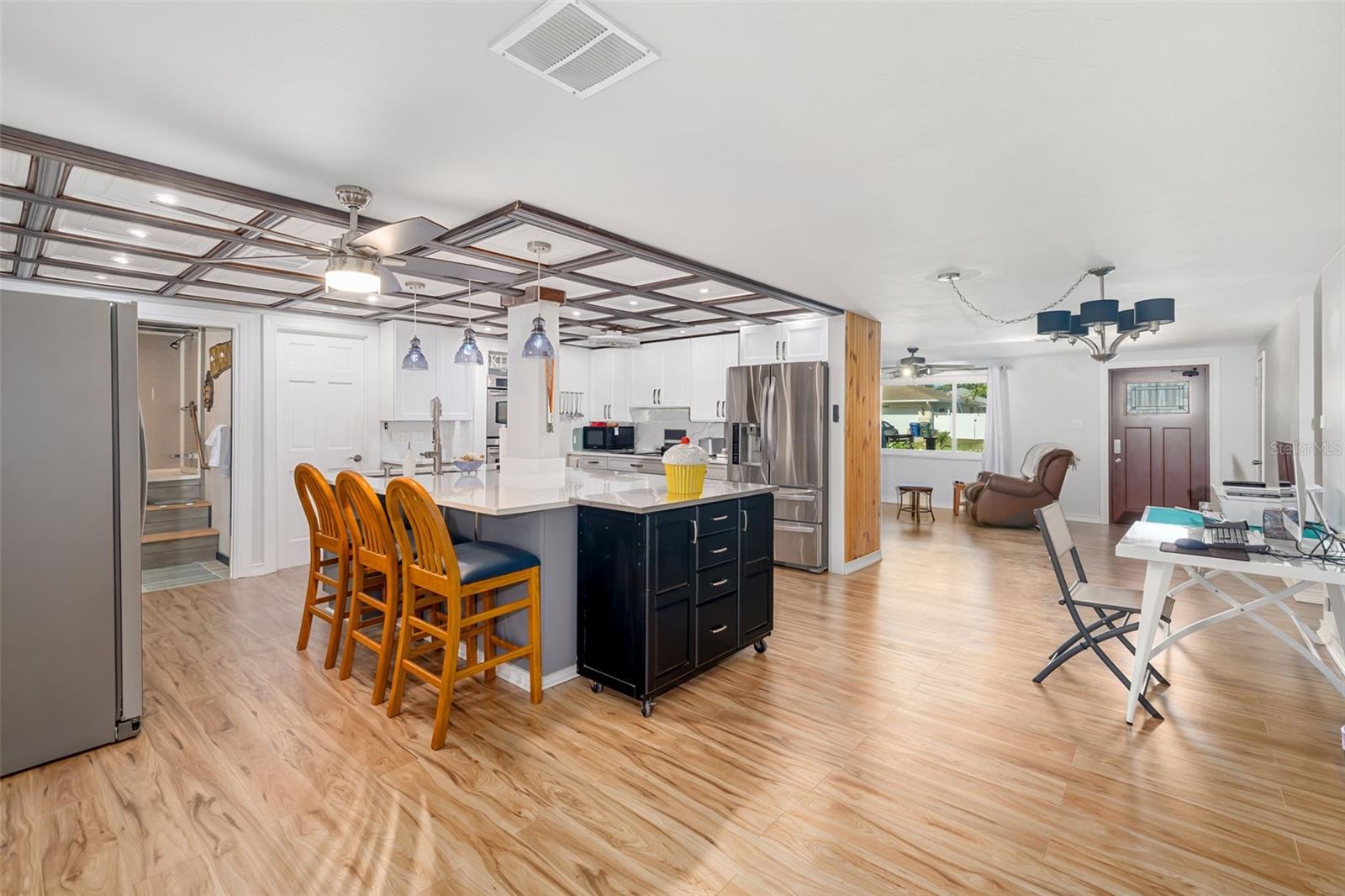 2929 SIESTA DR, VENICE, FL, 34293