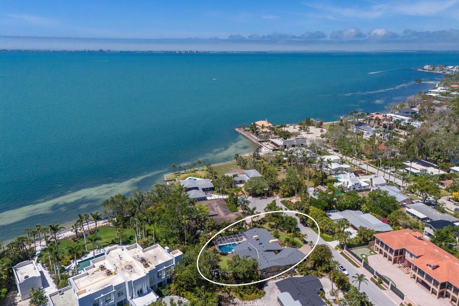 734 INDIAN BEACH CIR, SARASOTA, FL, 34234
