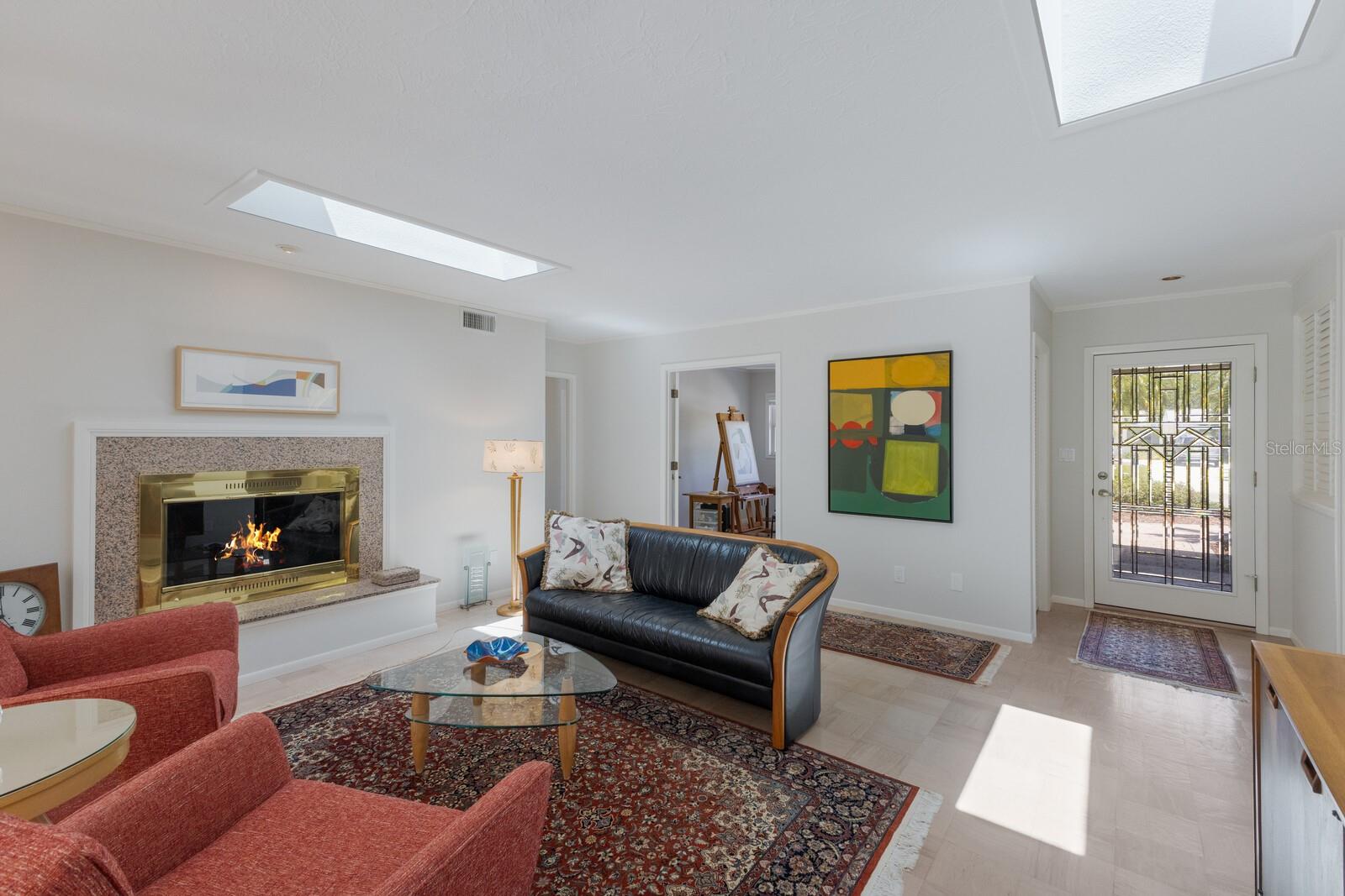 734 INDIAN BEACH CIR, SARASOTA, FL, 34234