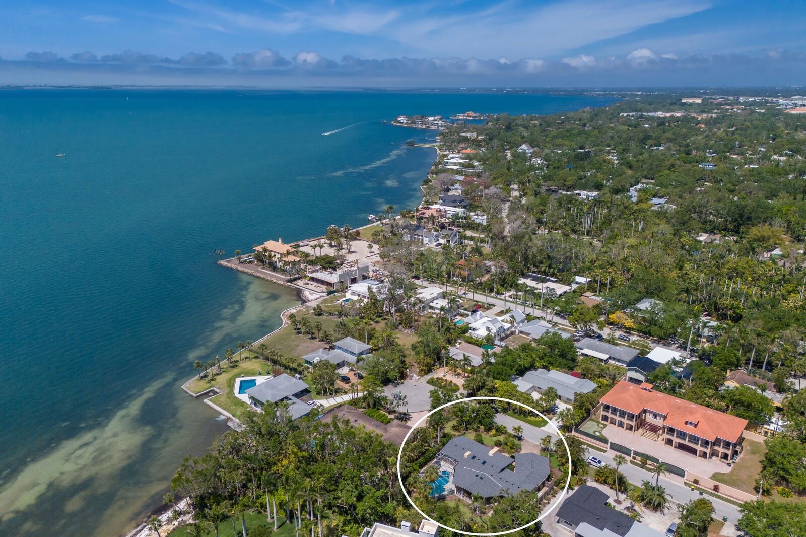 734 INDIAN BEACH CIR, SARASOTA, FL, 34234