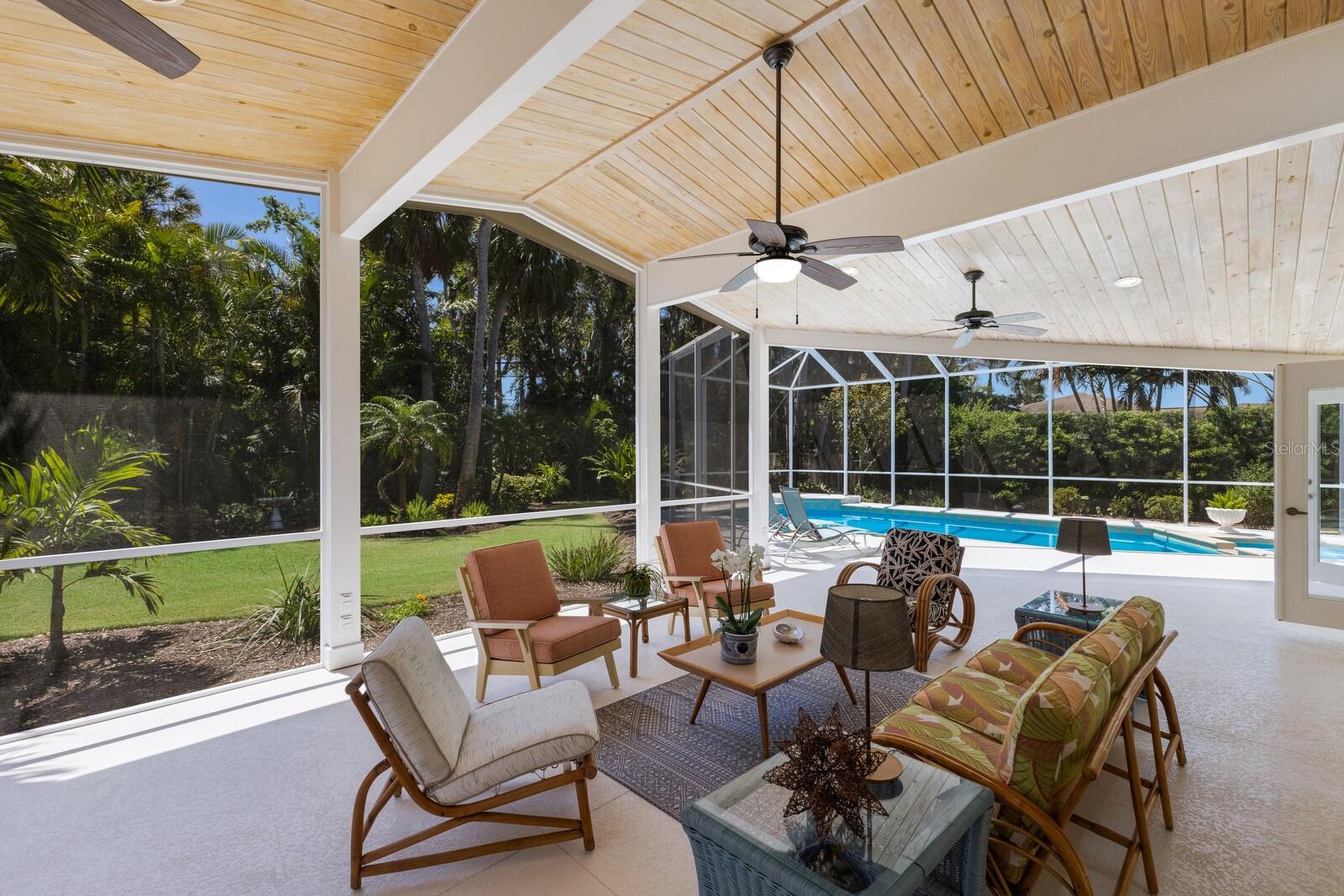 734 INDIAN BEACH CIR, SARASOTA, FL, 34234