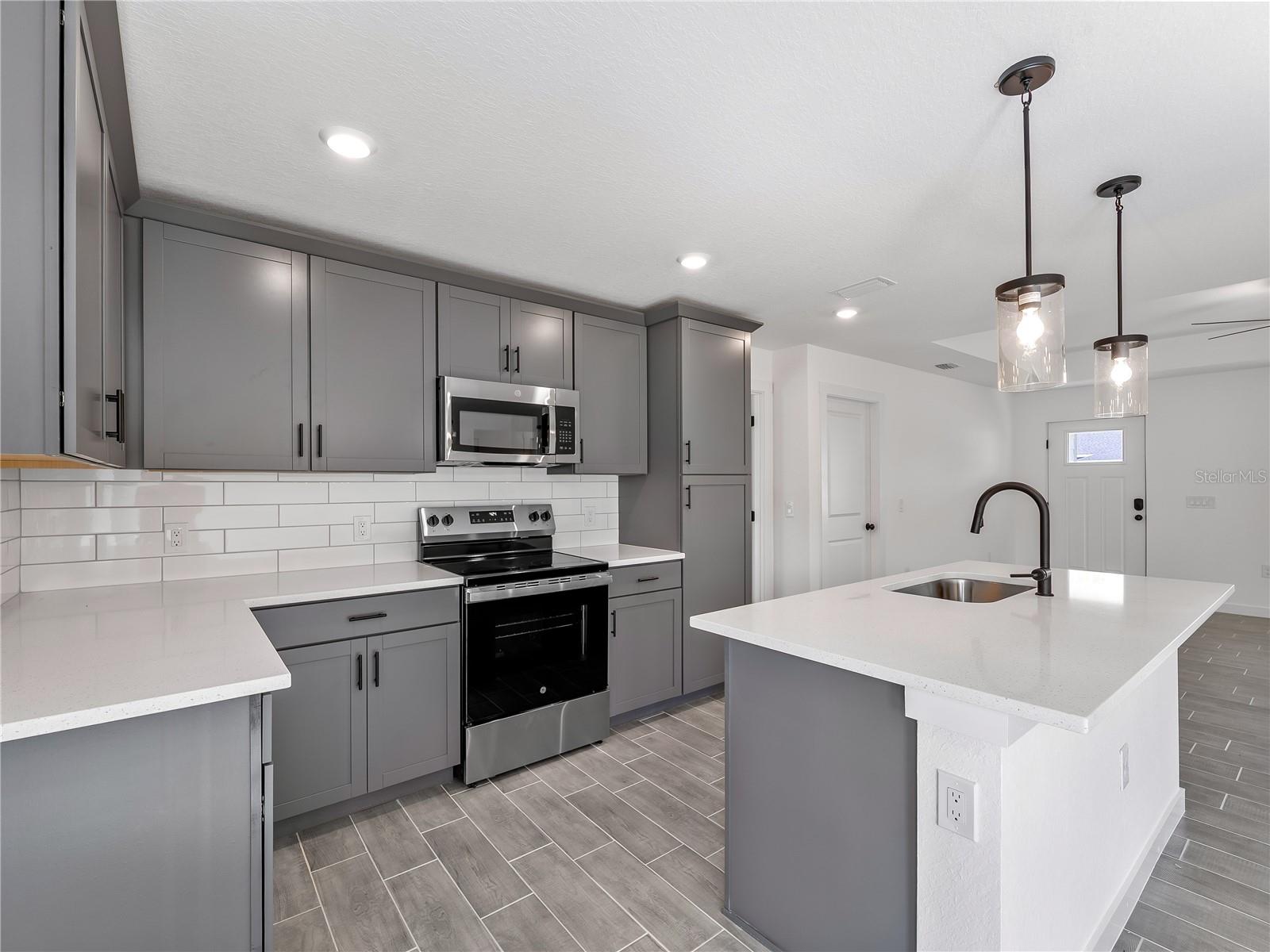 4453 LAGOON TER, NORTH PORT, FL, 34286