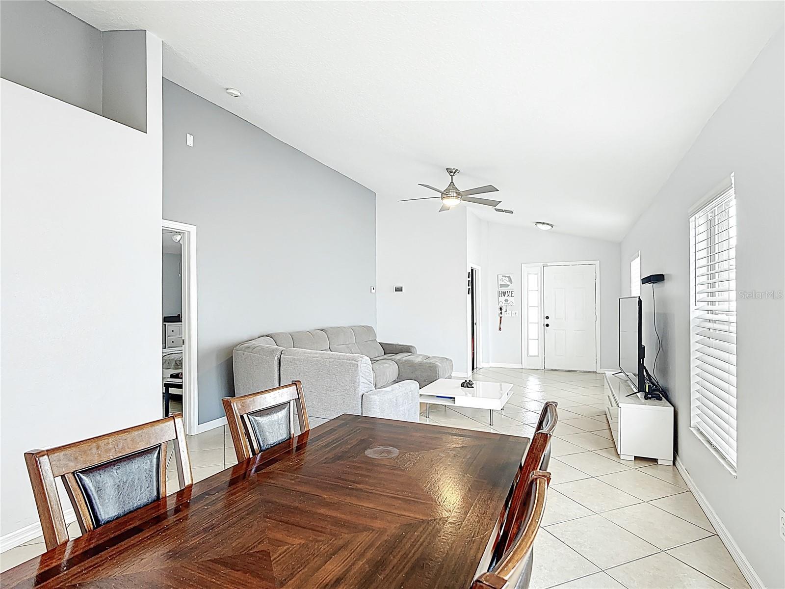 211 SOUTHBRIDGE CIR, KISSIMMEE, FL, 34744