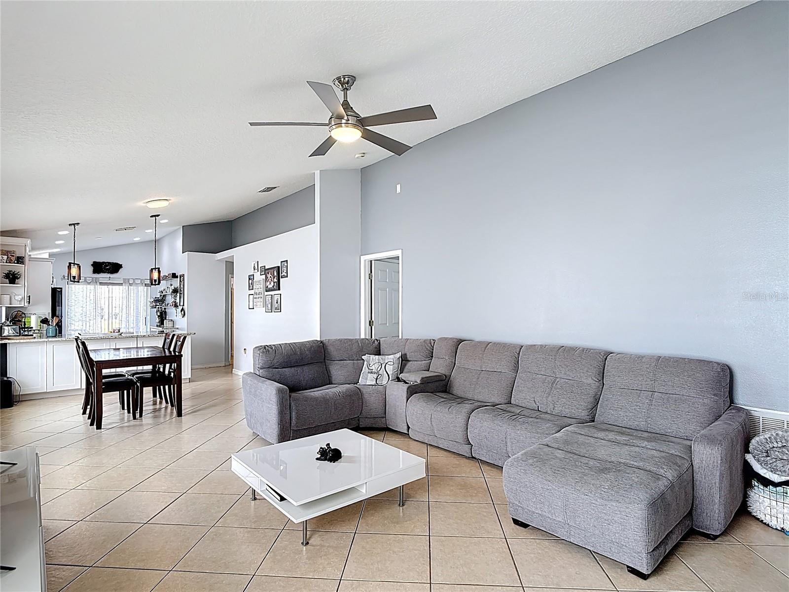 211 SOUTHBRIDGE CIR, KISSIMMEE, FL, 34744