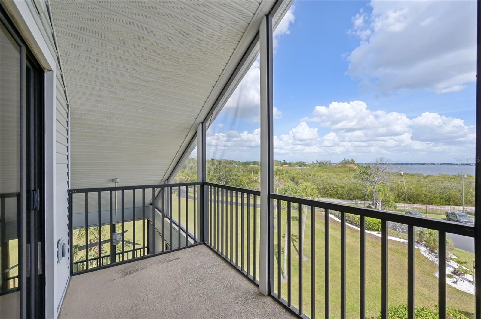 515 LEFFINGWELL AVE #211, ELLENTON, FL, 34222