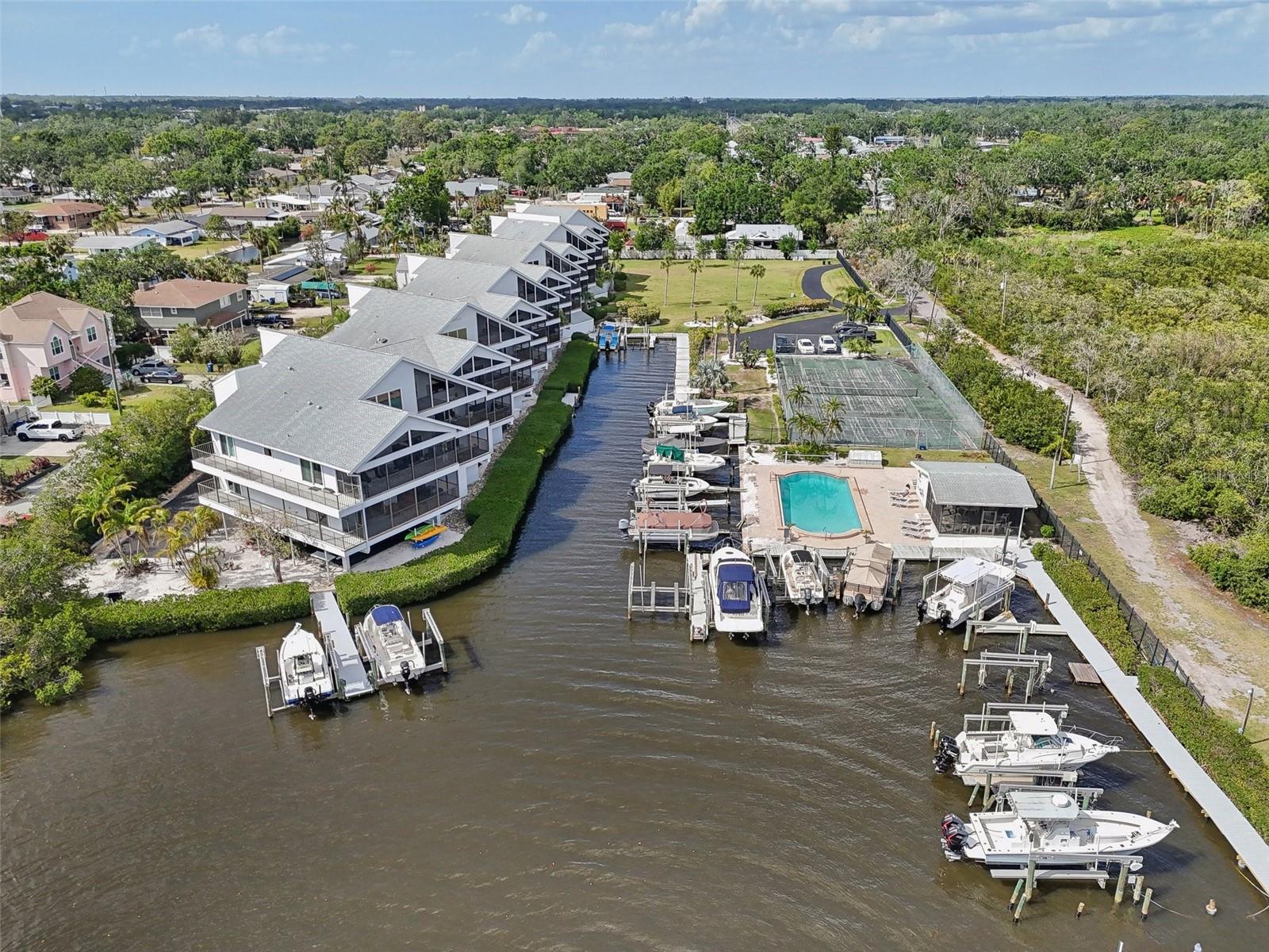 515 LEFFINGWELL AVE #211, ELLENTON, FL, 34222
