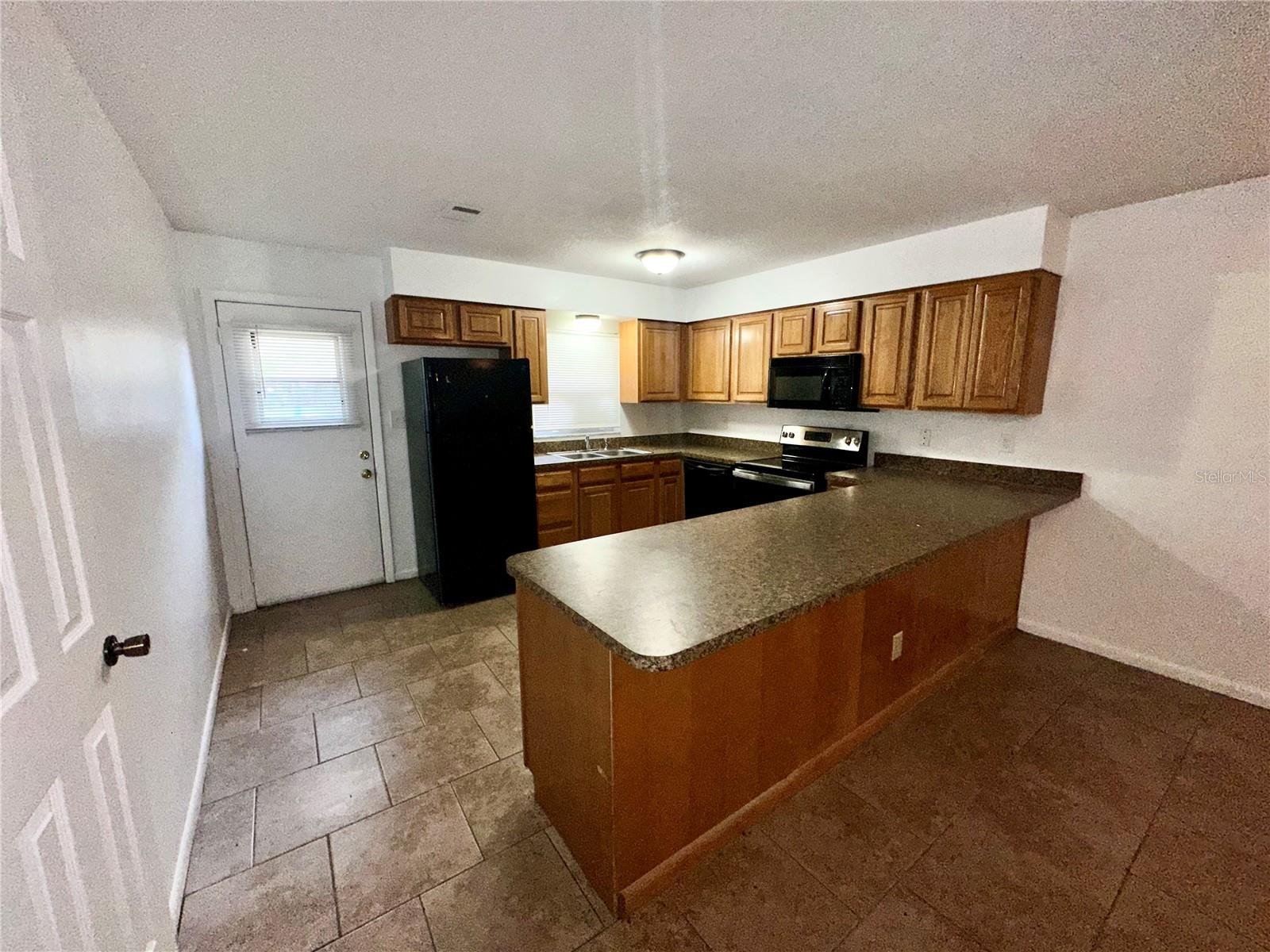 1133 E CLIFFORD AVE, EUSTIS, FL, 32726