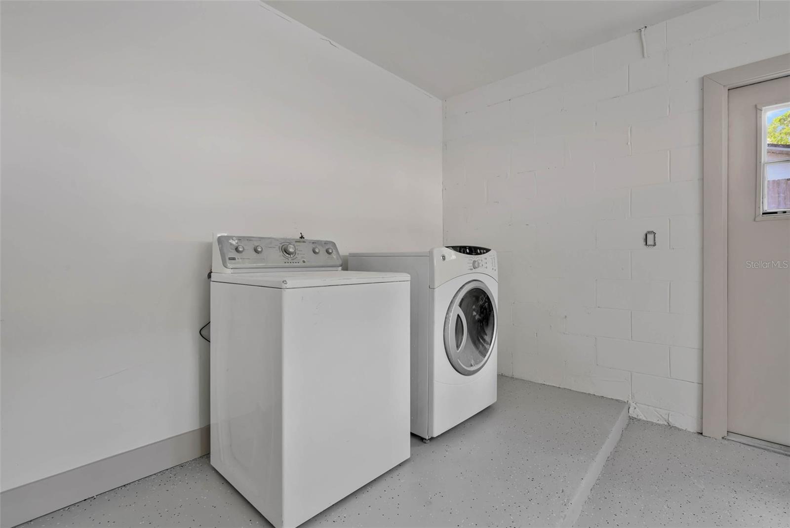 261 EDGEWOOD DR, CLERMONT, FL, 34711