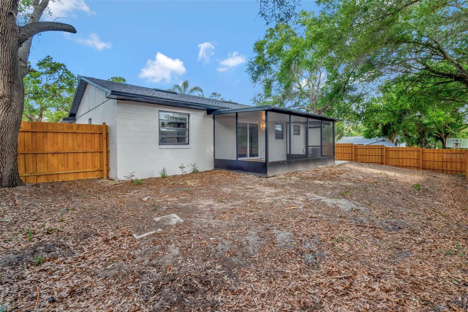 261 EDGEWOOD DR, CLERMONT, FL, 34711