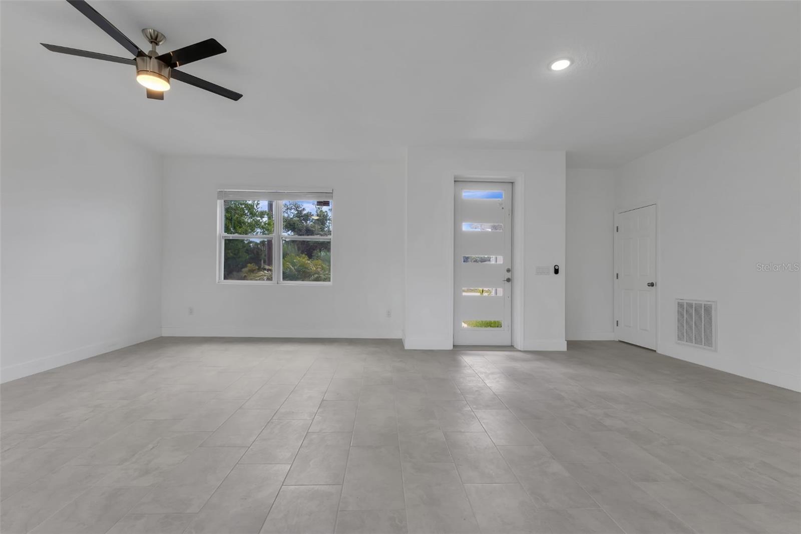 488 SUNSET RD N, ROTONDA WEST, FL, 33947