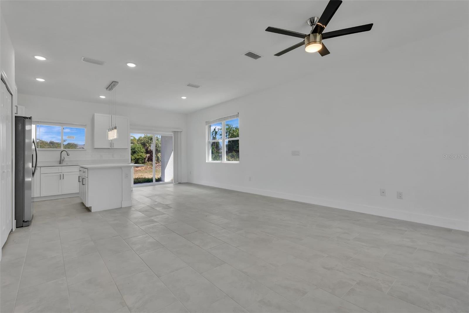 488 SUNSET RD N, ROTONDA WEST, FL, 33947