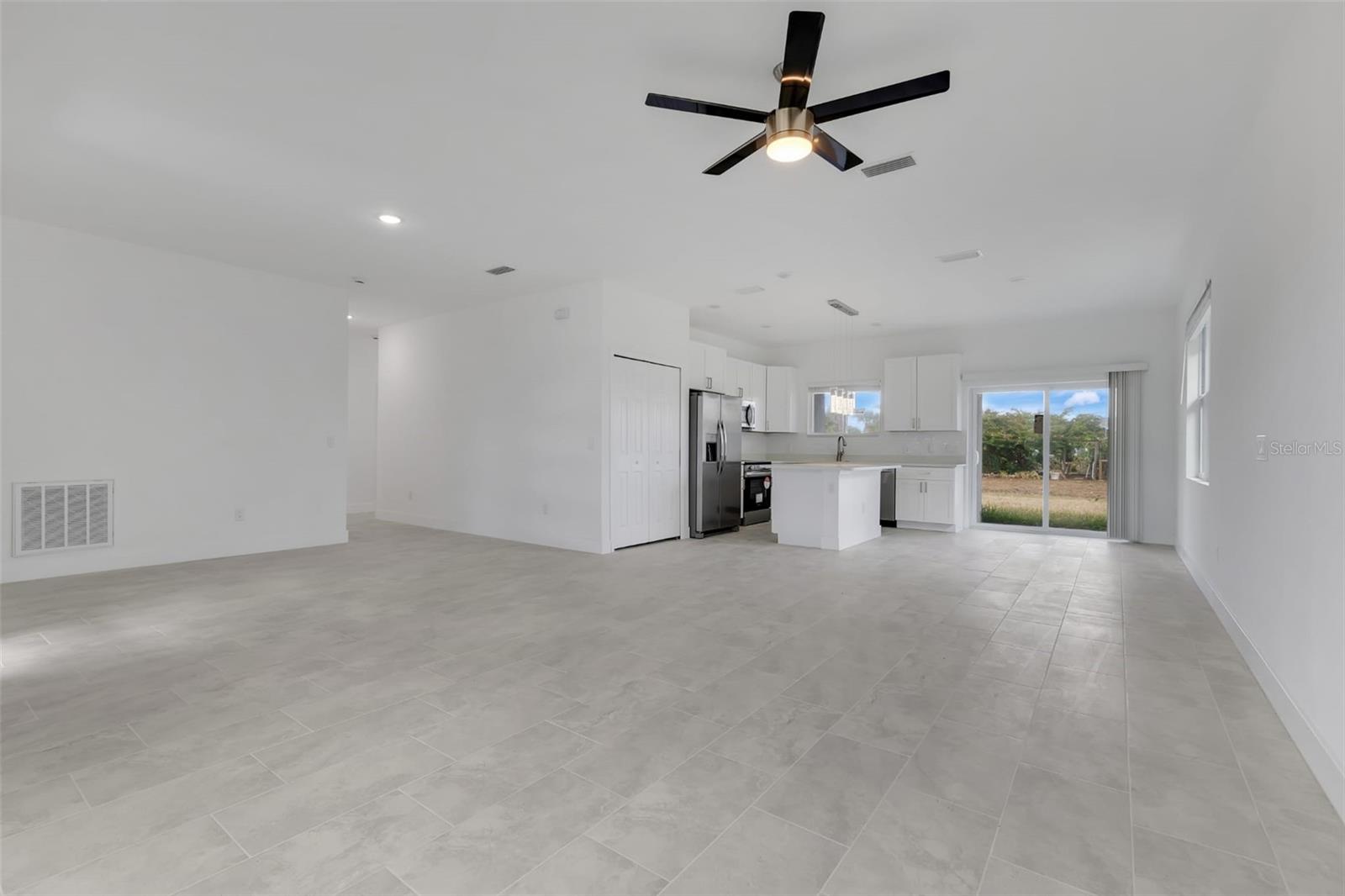 488 SUNSET RD N, ROTONDA WEST, FL, 33947