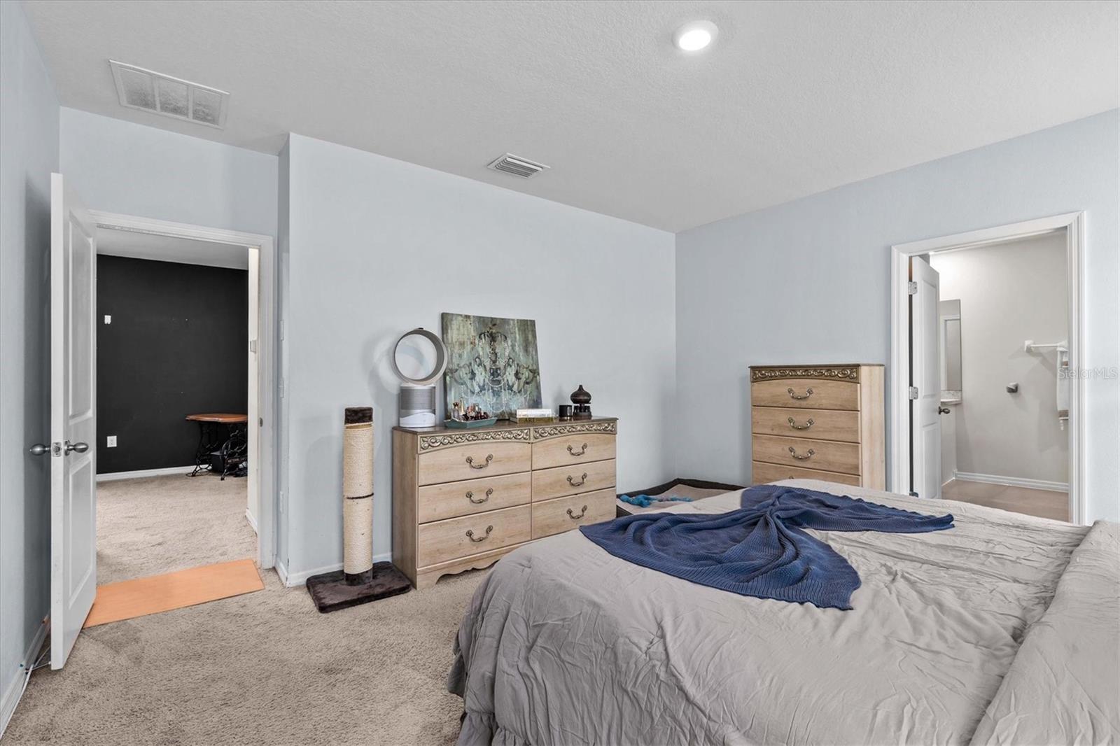 10937 PENNY GALE LOOP, SAN ANTONIO, FL, 33576