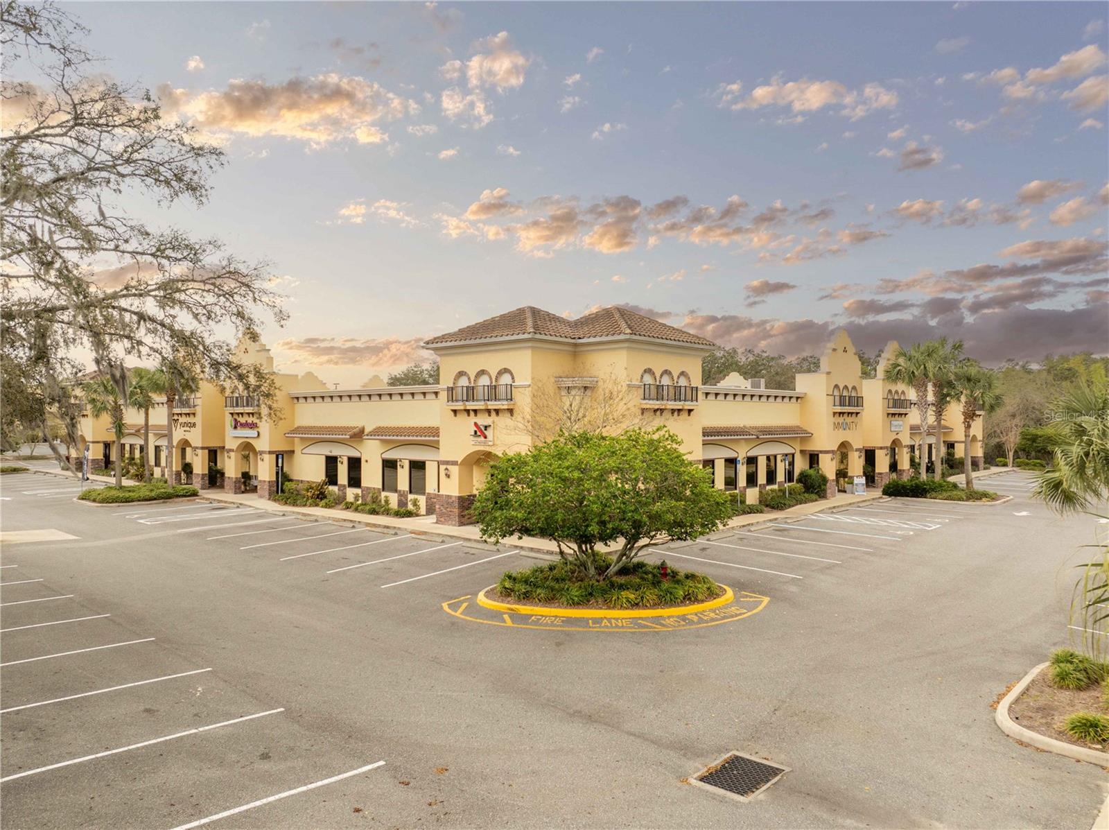 809 COUNTY ROAD 466 #202C, LADY LAKE, FL, 32159