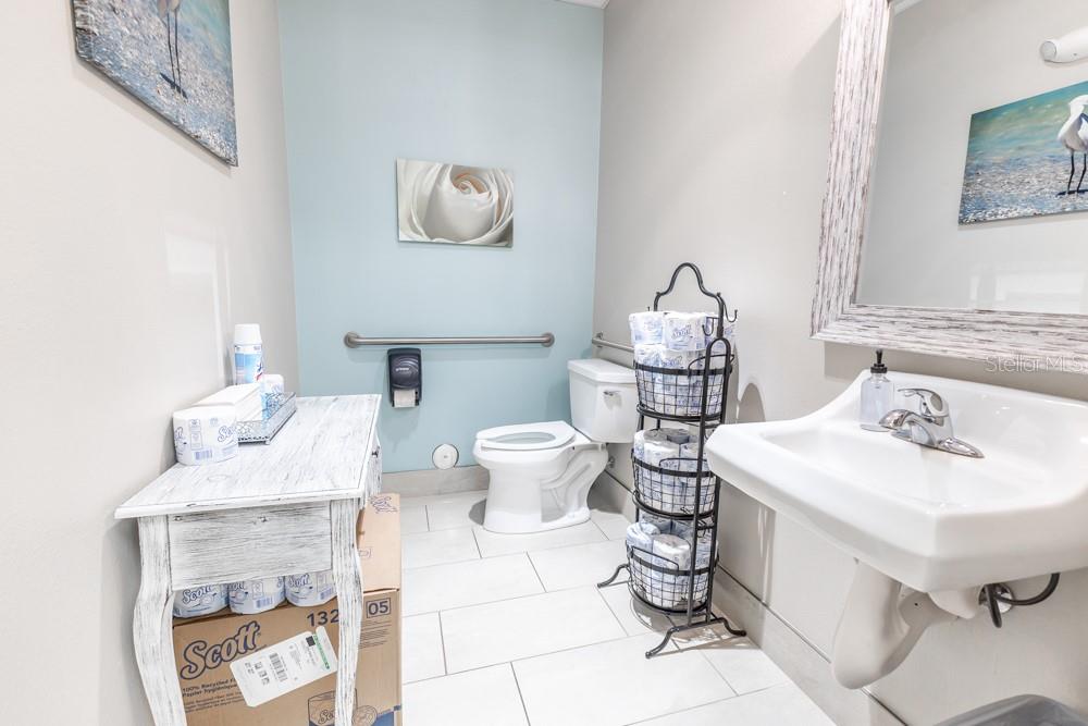 809 COUNTY ROAD 466 #202C, LADY LAKE, FL, 32159