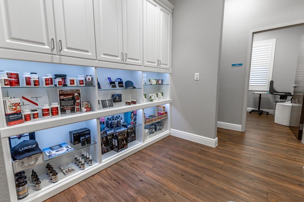 809 COUNTY ROAD 466 #202C, LADY LAKE, FL, 32159