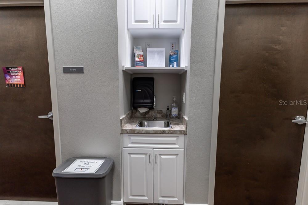 809 COUNTY ROAD 466 #202C, LADY LAKE, FL, 32159