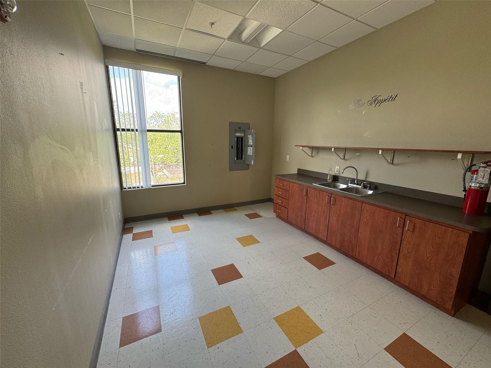 5749 WESTGATE DR #Unit 305, ORLANDO, FL, 32835