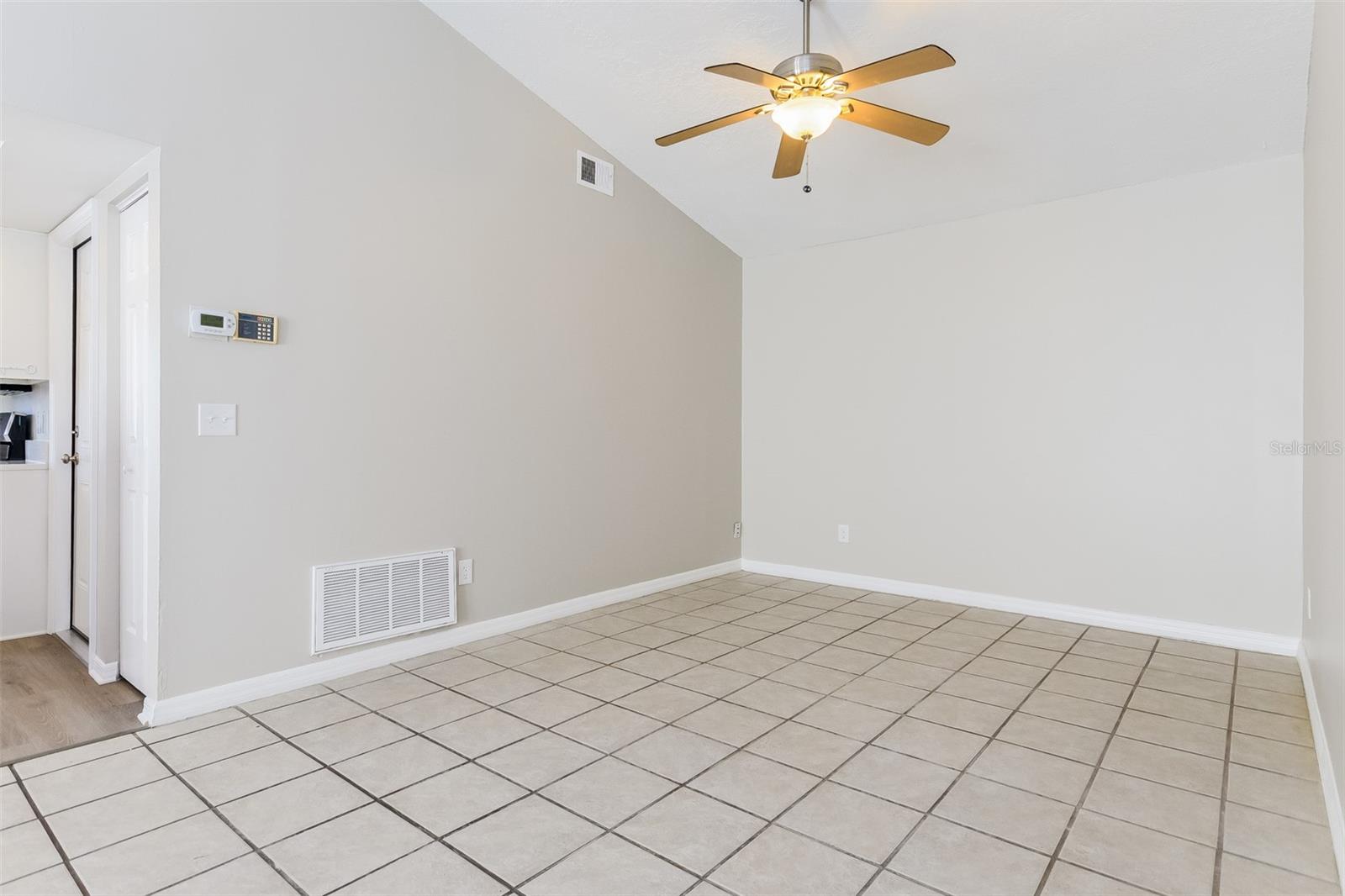 2210 FAXTON CT, ORLANDO, FL, 32812