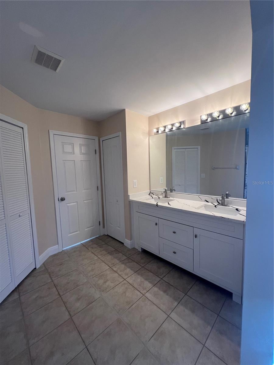 2165 VILLA GREEN AVE, NORTH PORT, FL, 34288