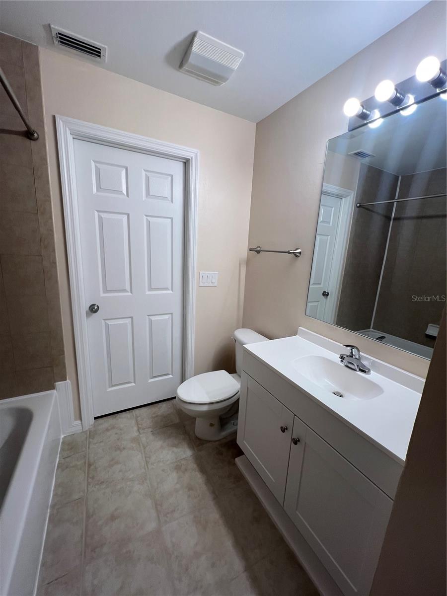 2165 VILLA GREEN AVE, NORTH PORT, FL, 34288