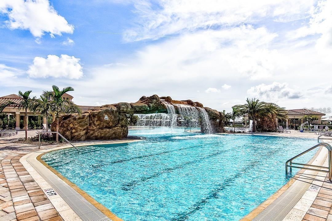 16804 VARDON TER #402, LAKEWOOD RANCH, FL, 34211