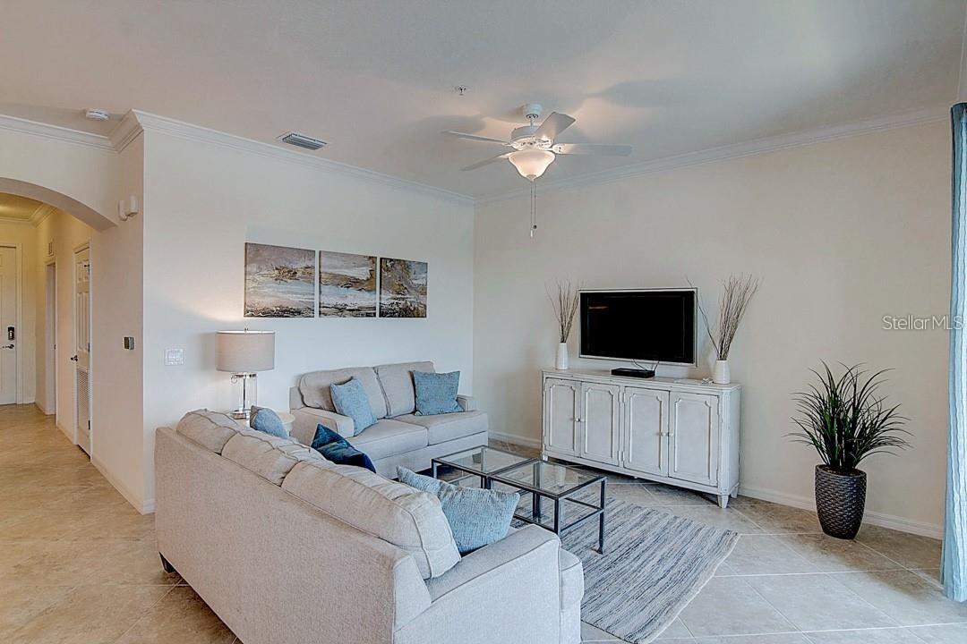 16804 VARDON TER #402, LAKEWOOD RANCH, FL, 34211