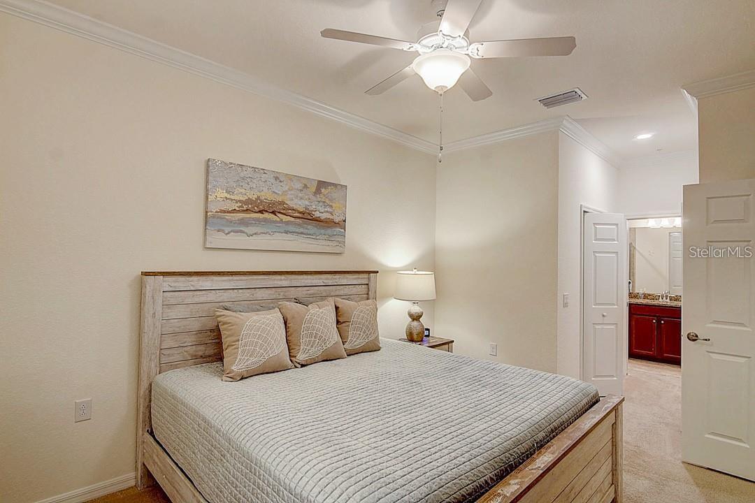 16804 VARDON TER #402, LAKEWOOD RANCH, FL, 34211