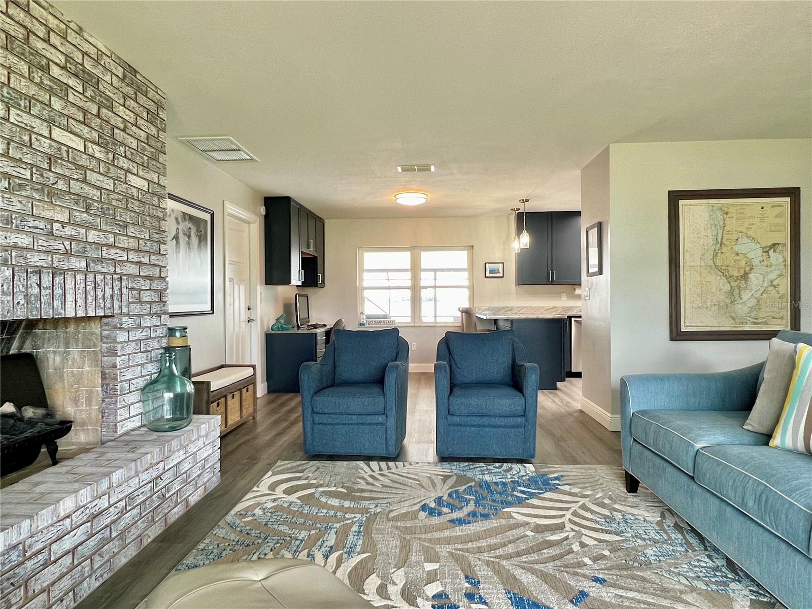 217 W LAKE DAMON DR, AVON PARK, FL, 33825