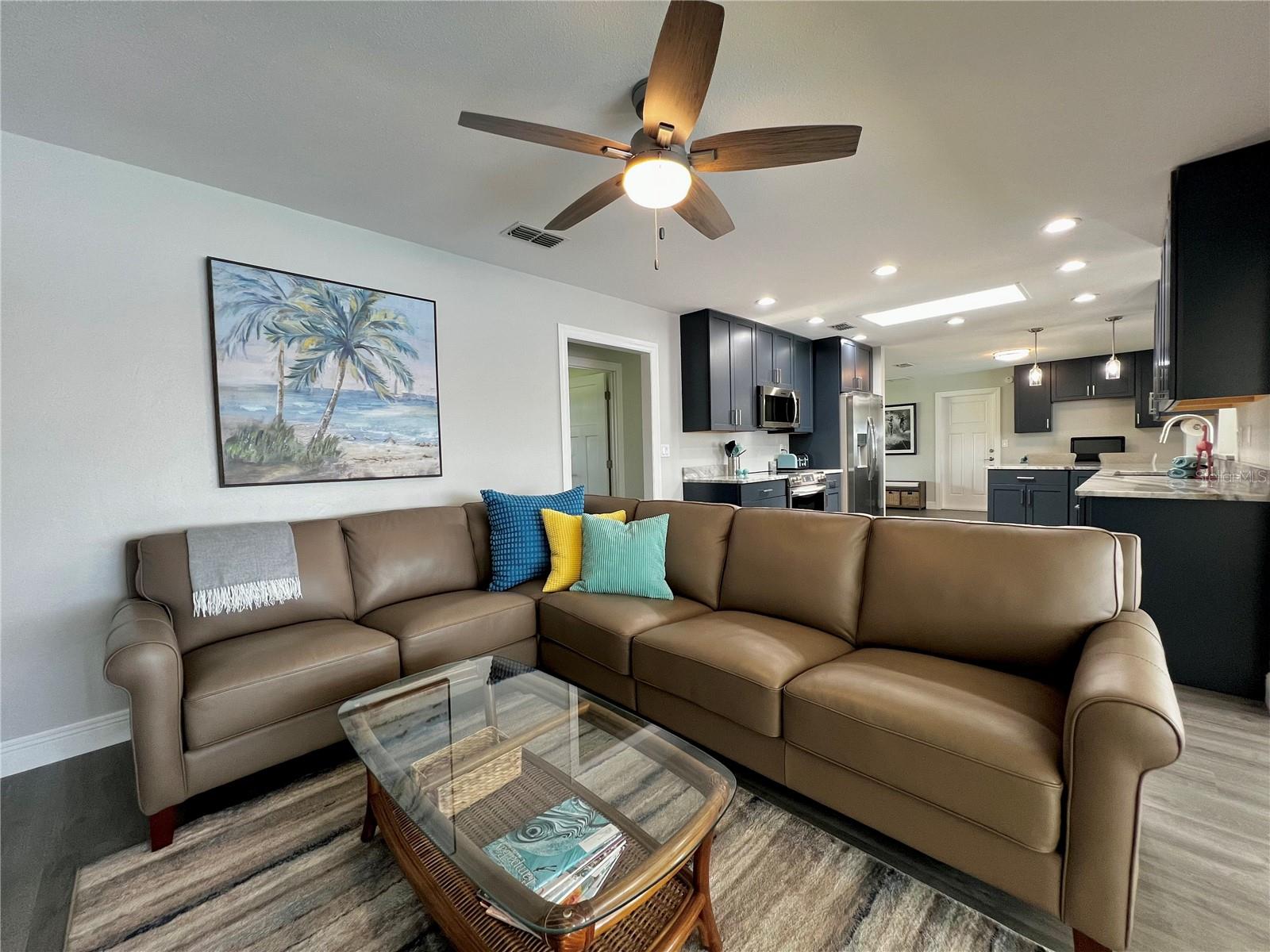 217 W LAKE DAMON DR, AVON PARK, FL, 33825