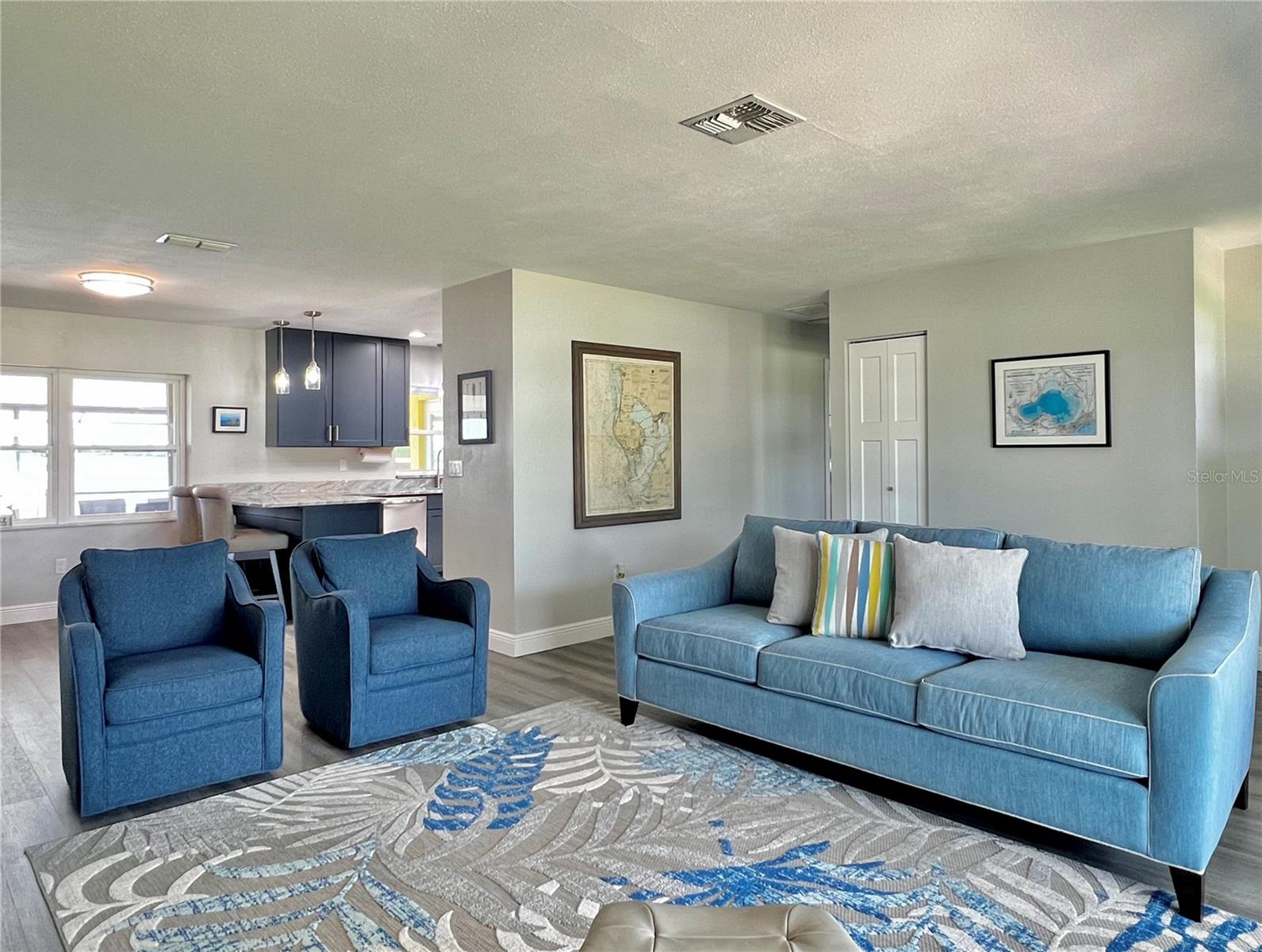 217 W LAKE DAMON DR, AVON PARK, FL, 33825
