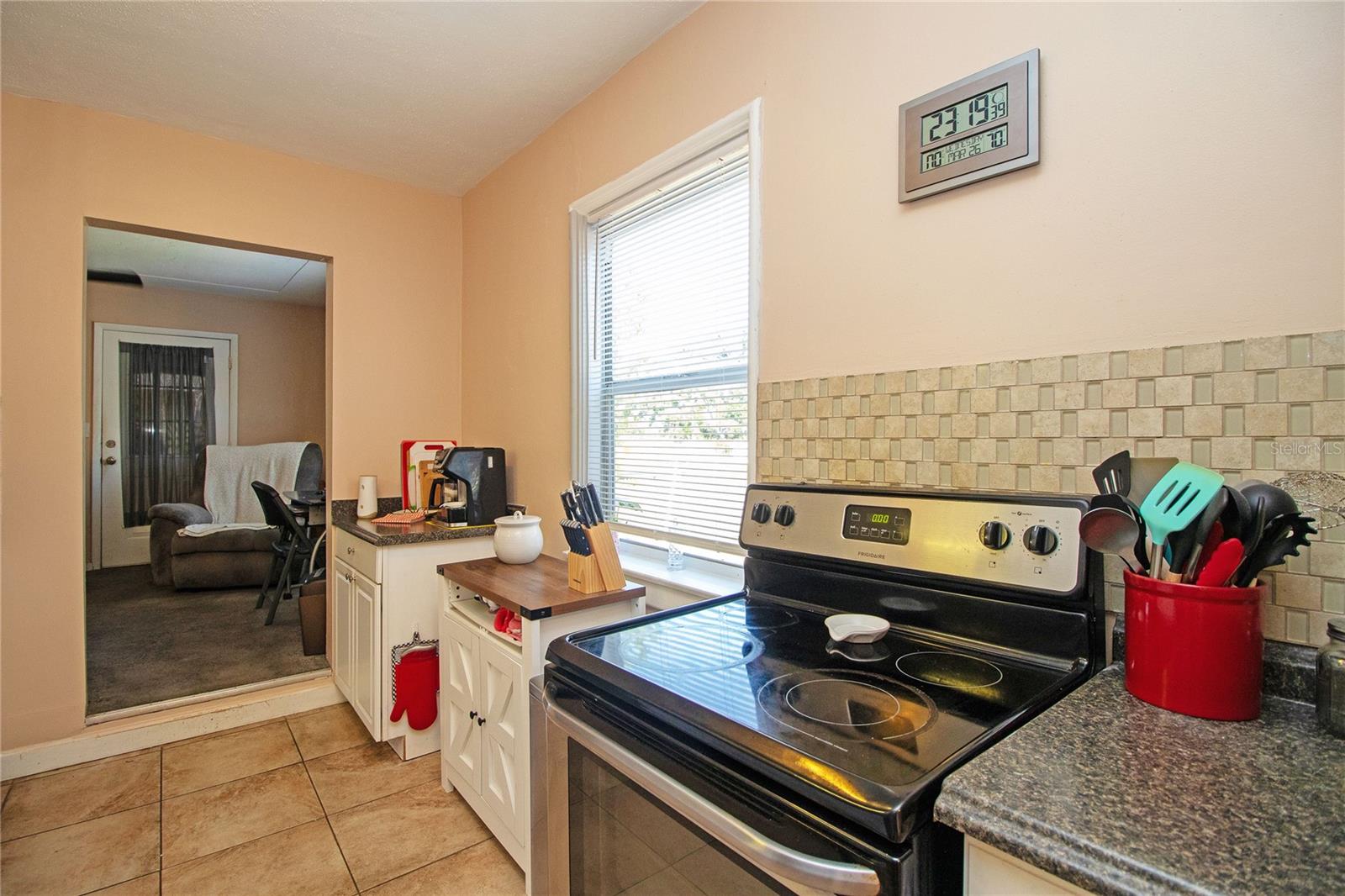 2132 40TH AVE N, ST PETERSBURG, FL, 33714