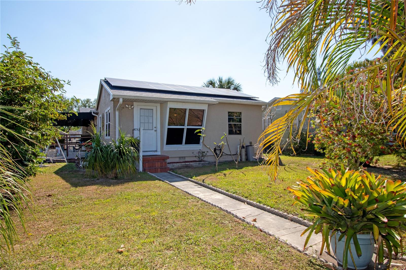 2132 40TH AVE N, ST PETERSBURG, FL, 33714