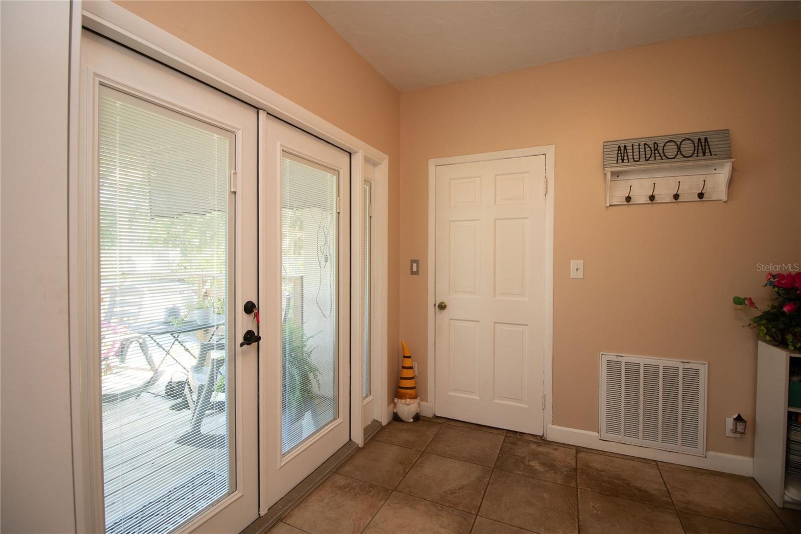 2132 40TH AVE N, ST PETERSBURG, FL, 33714