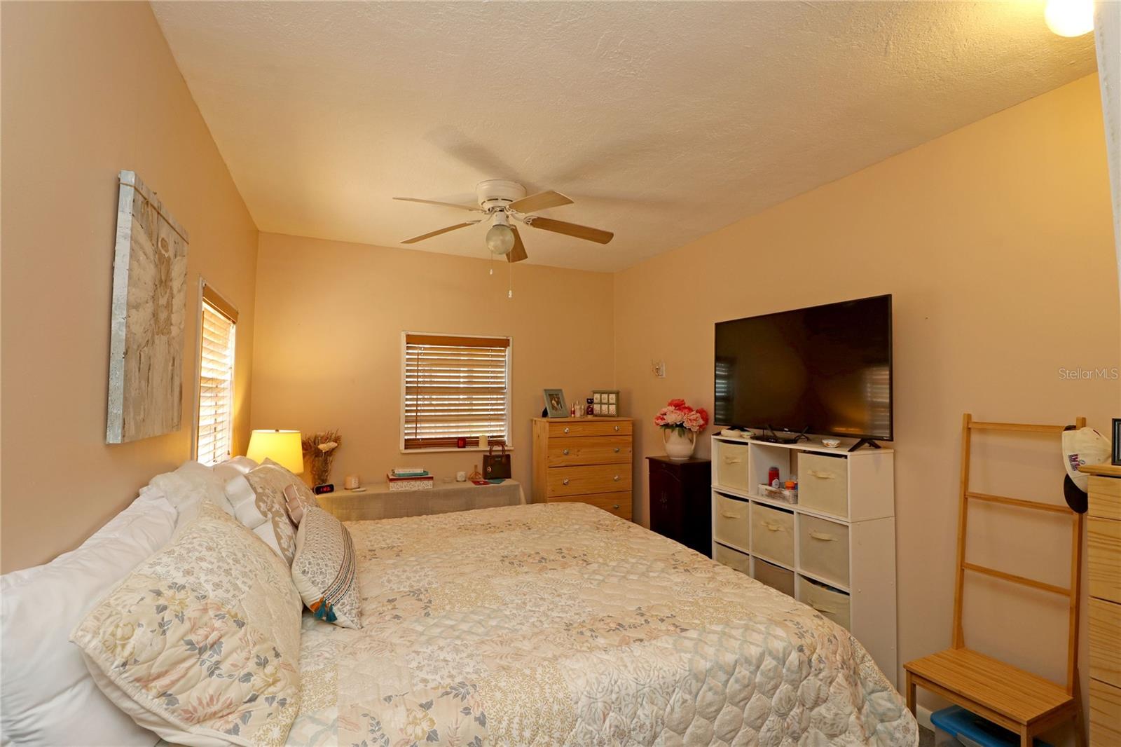 2132 40TH AVE N, ST PETERSBURG, FL, 33714