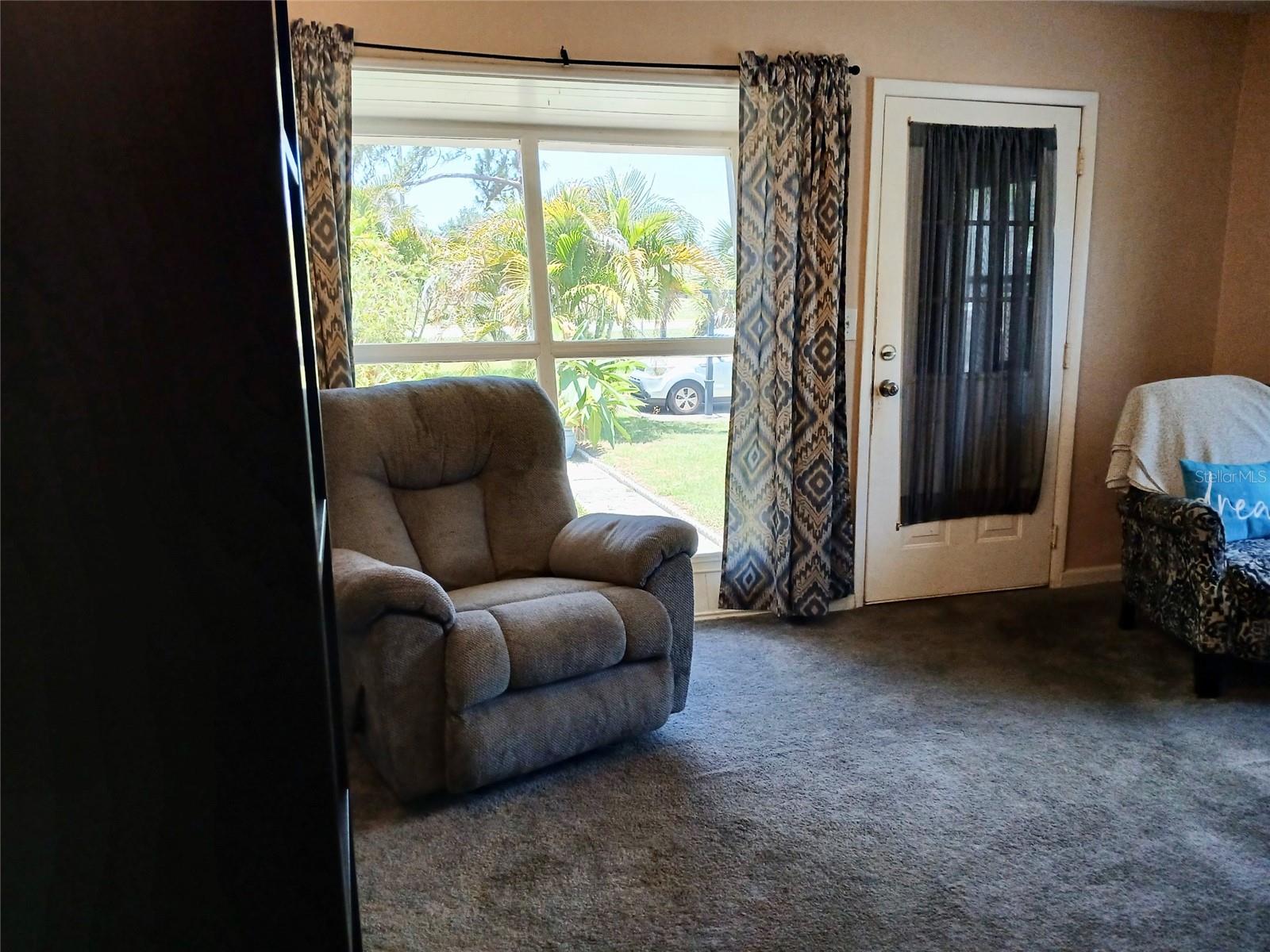 2132 40TH AVE N, ST PETERSBURG, FL, 33714