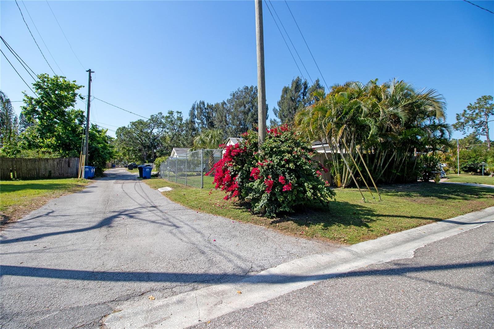 2132 40TH AVE N, ST PETERSBURG, FL, 33714